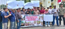 Belasan Tahun 54 Km Jalan Tak Terealisasi, APKP Gruduk Kantor Gubernur