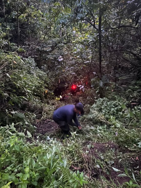 Mobil Avanza Masuk Jurang di Puncak Sungai Penuh - Pesisir Selatan
