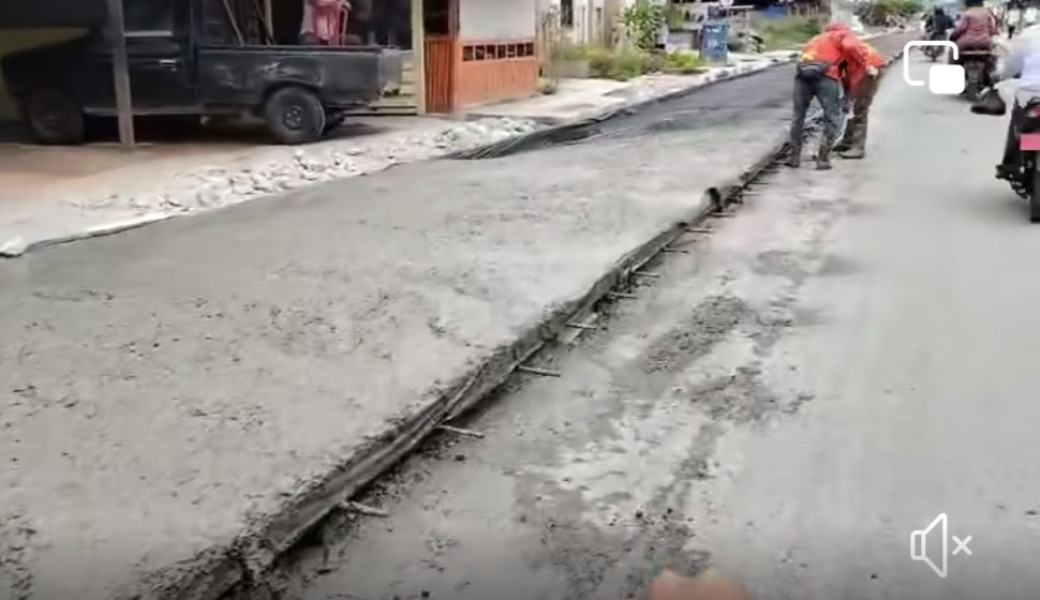 Tak Ada Lantai Kerja, Warga Rawang Tolak Pembagunan Jalan Rigid Beton