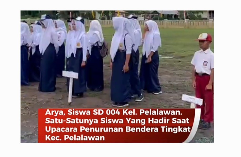Sosok Arya, Siswa SDN Hadir Sendiri Saat Penurunan Bendera Kemerdekaan