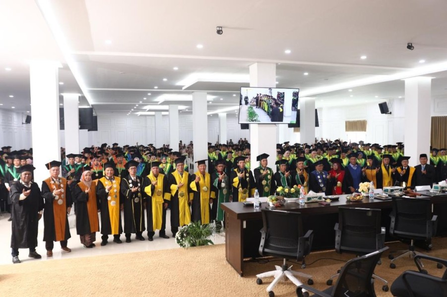 Wisuda ke XI IAIN Kerinci Berlangsung Sukses.Rektor : Wisudawan Harus Siap Bersaing Kedepannya