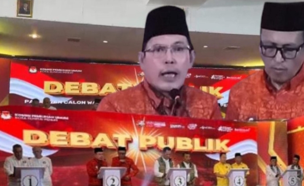 Ditanya Soal Pengelolaan Dana Hibah, Ahmadi Tampak Emosi Saat Beri Jawaban