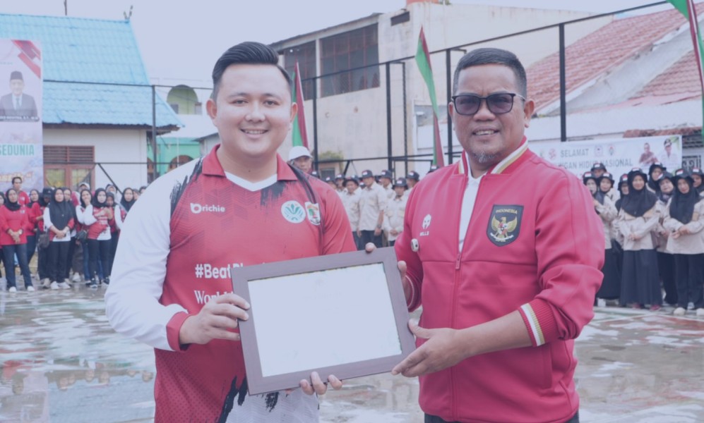 Predikat Utama, Lurah Ini Terima Penghargaan di Momen Hari Lingkungan Hidup