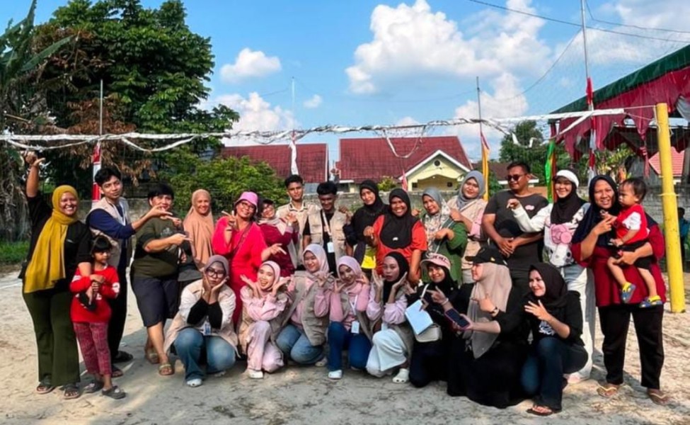 Semarakkan HUT Kemerdekaan RI, Mahasiswa KKN UHTP Gelar Turnamen Voli Antar RT