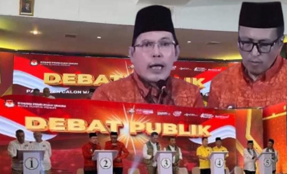 Debat Publik, 4 Paslon Tenang, Ahmadi Emosional